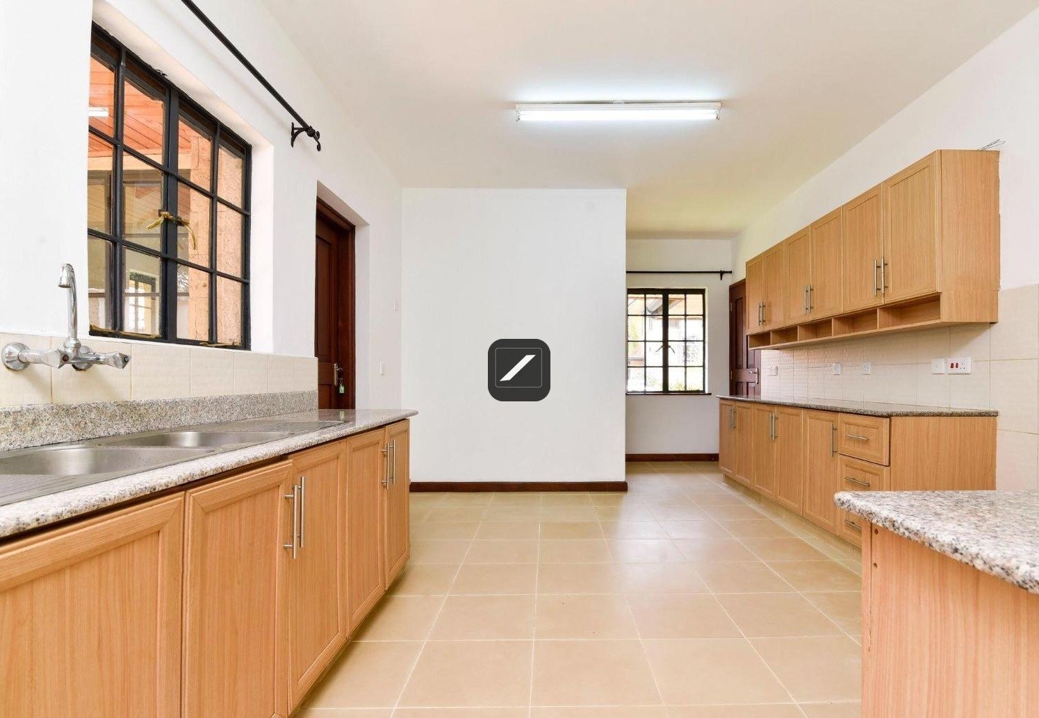 6 Bedroom Villa With En Suite For Sale In Lower Kabete