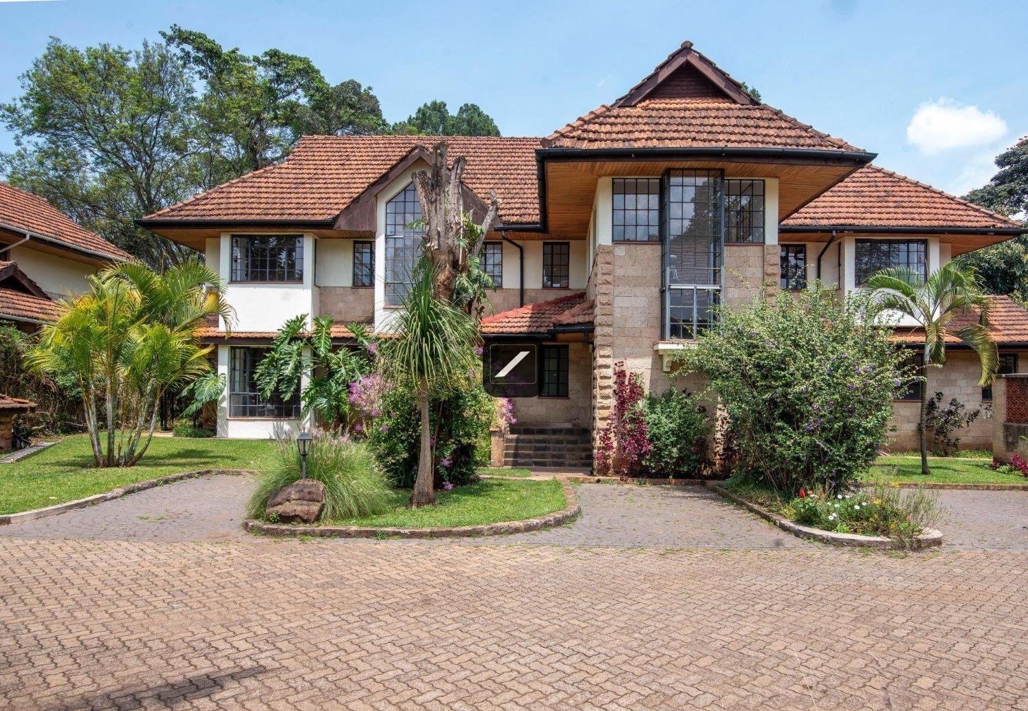 6 Bedroom Villa With En Suite For Sale In Lower Kabete