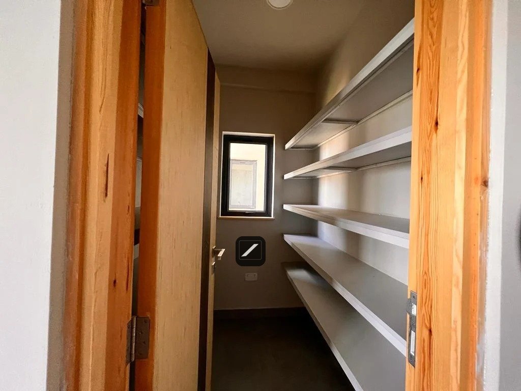 3 Bedroom Apartment for sale in Kileleshwa