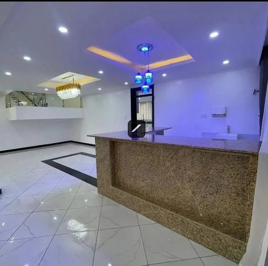 7 Bedroom House For Sale In Karen