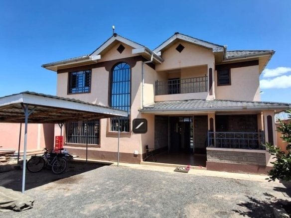 4 Bedroom Villa For Sale at Sweet Waters