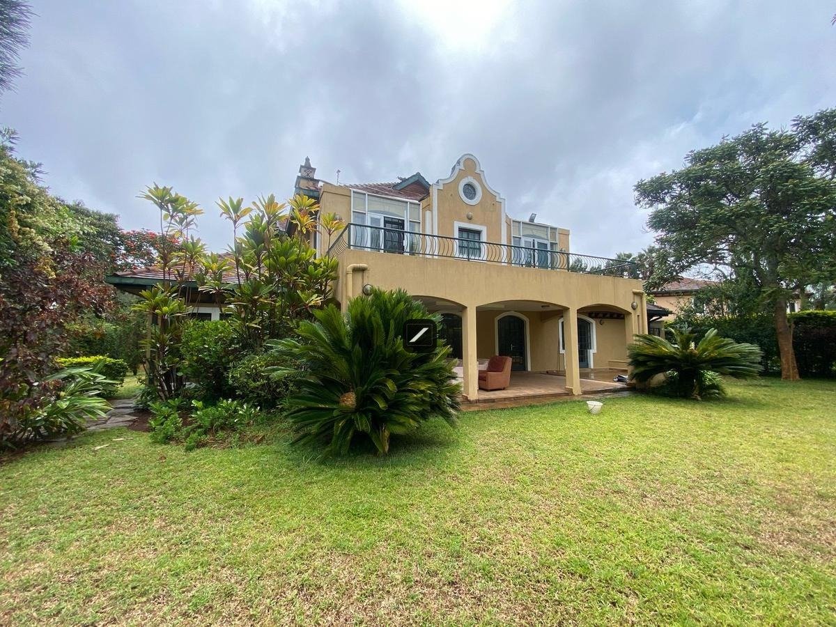 5 Bedroom Villa For Sale in Runda