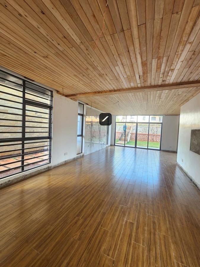 imgi_21_6ade1c21-951c-4180-aefd-eb899167a9f9 4 Bedroom Villa For Sale in Kiambu Road