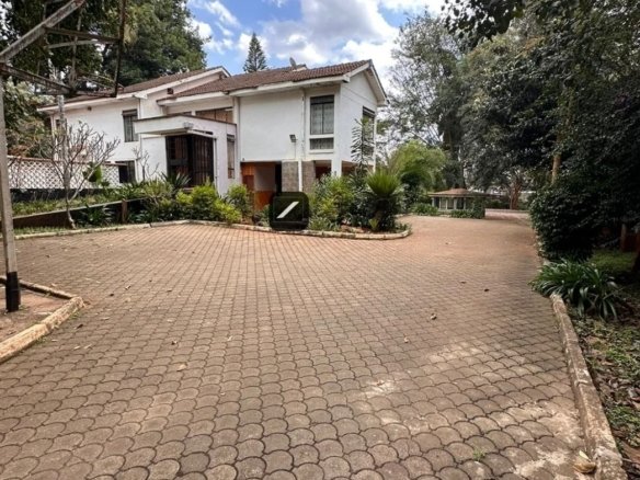1 acre Land For Sale in Lavington