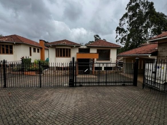 Five Bedroom Villa Plus DSQ For Sale in Lower Kabete