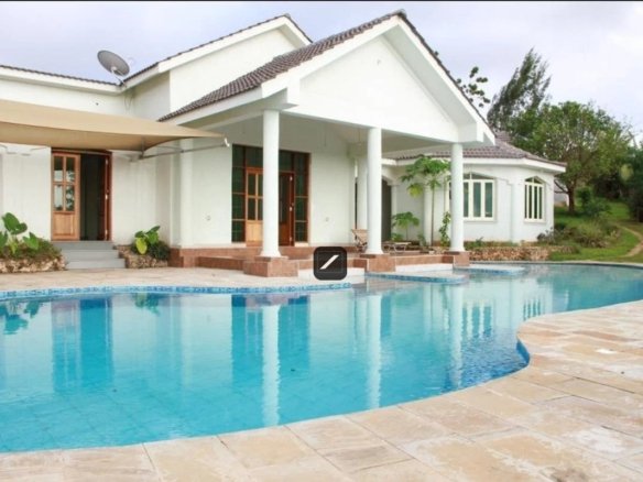 5 Bedroom Villa For Sale in Vipingo