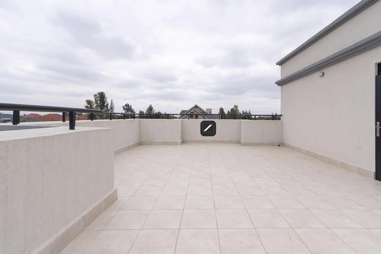 Six Bedroom Plus DSQ Villa For Sale in Syokimau