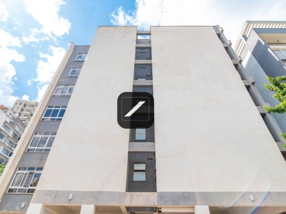 4 Bedroom apartment for sale in Parklands